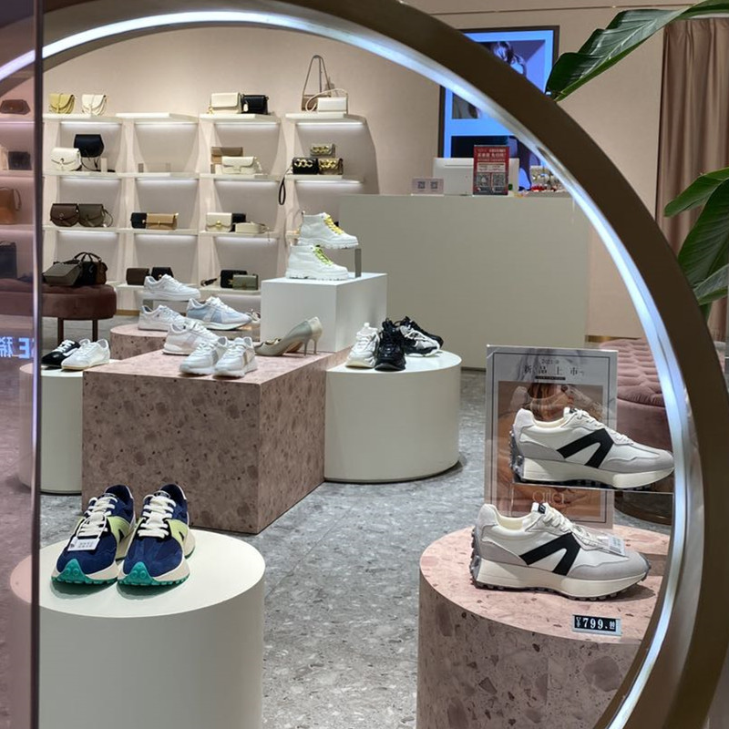 AITA王牌明(míng)星阿甘鞋